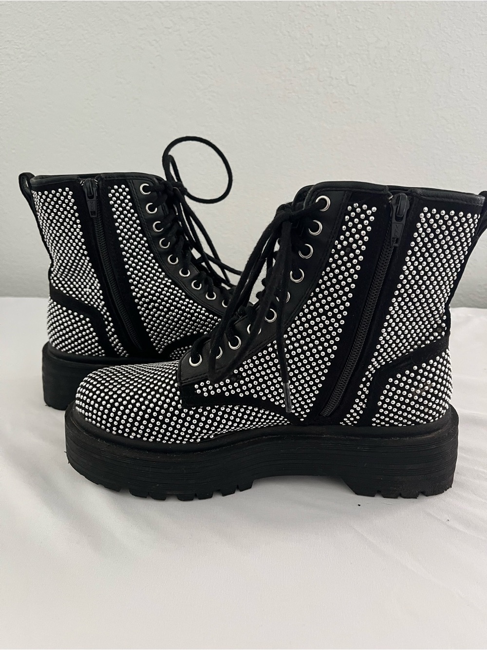 GB/GBG rhinestone combat boots size 8.5